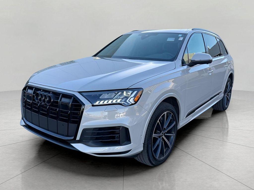 used 2024 Audi Q7 car, priced at $49,611