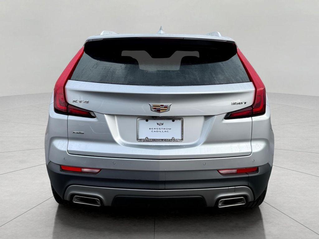used 2022 Cadillac XT4 car, priced at $26,891