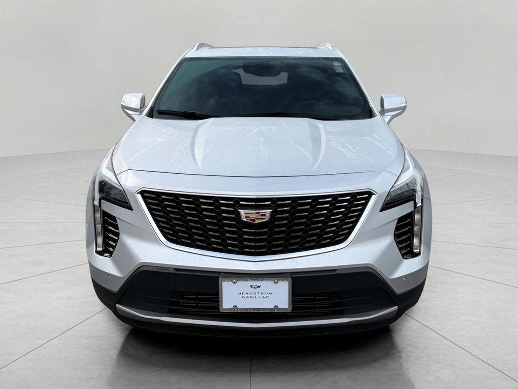 used 2022 Cadillac XT4 car, priced at $26,891