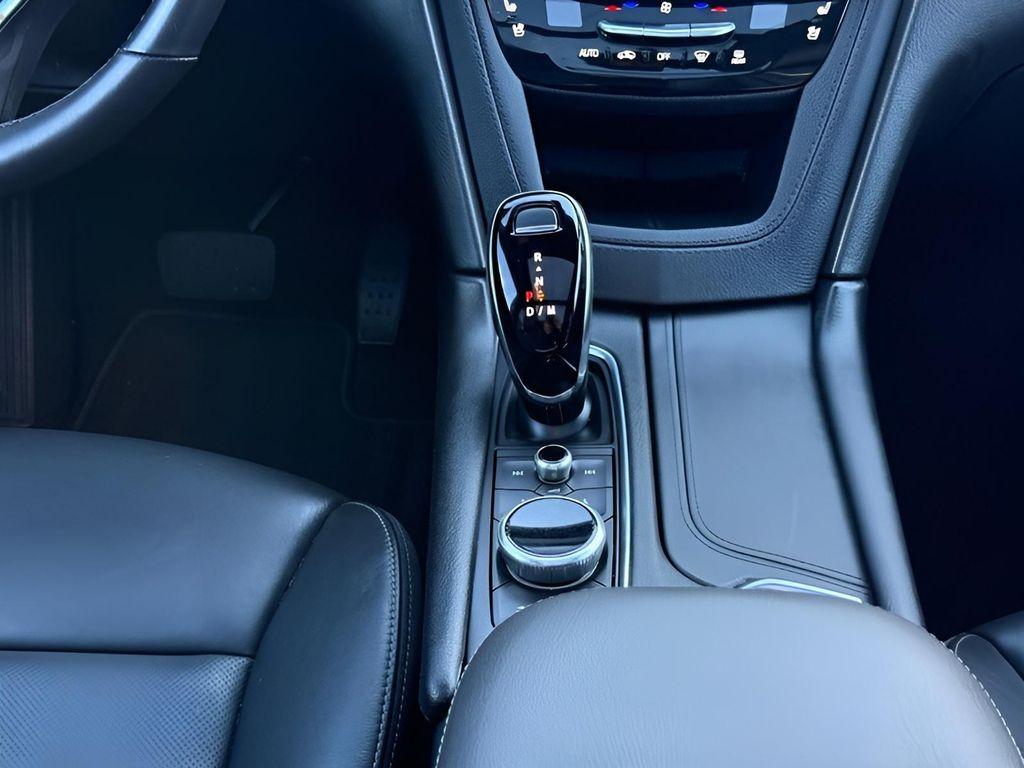 used 2025 Cadillac XT6 car, priced at $43,315