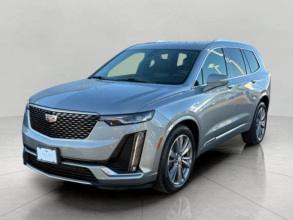 used 2025 Cadillac XT6 car, priced at $43,315