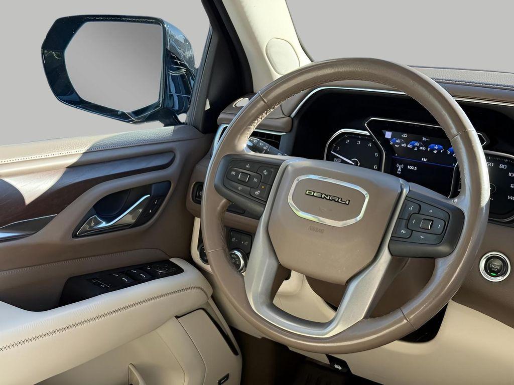 used 2021 GMC Yukon car, priced at $43,401
