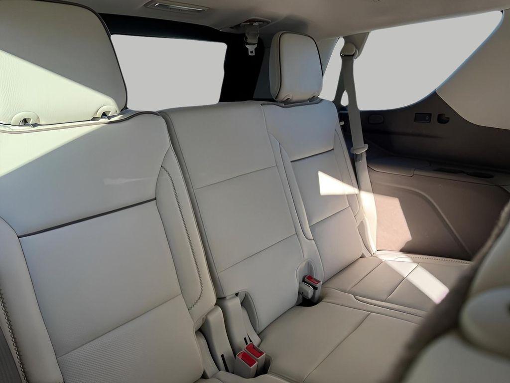 used 2021 GMC Yukon car, priced at $43,401