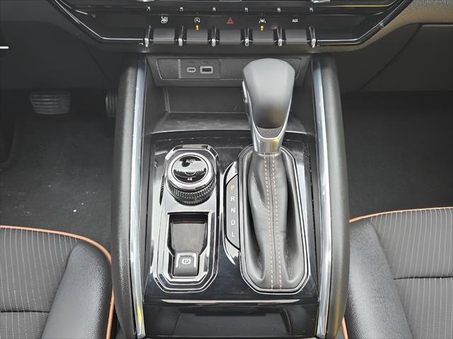 used 2024 GMC Canyon car, priced at $43,386