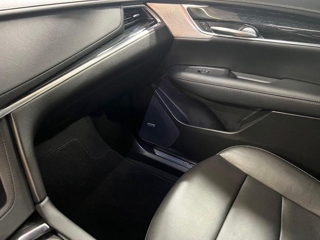 used 2021 Cadillac XT5 car, priced at $29,829