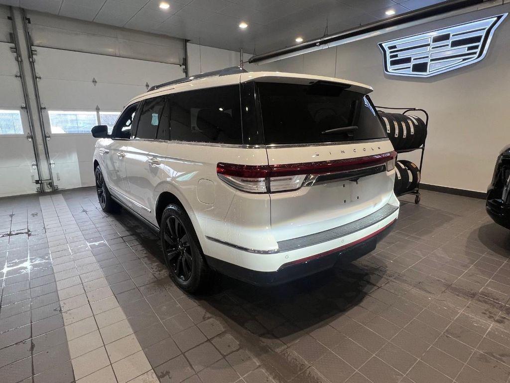 used 2023 Lincoln Navigator car