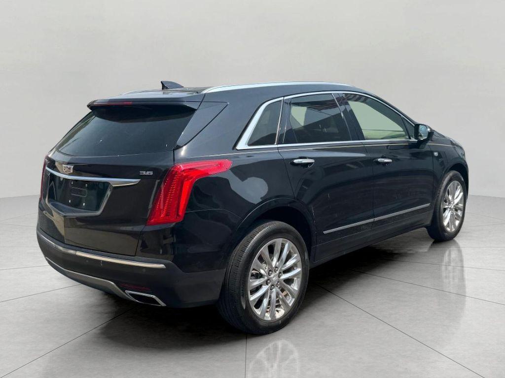 used 2017 Cadillac XT5 car