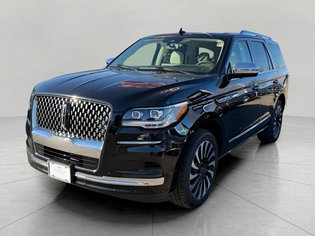 used 2022 Lincoln Navigator car, priced at $58,148