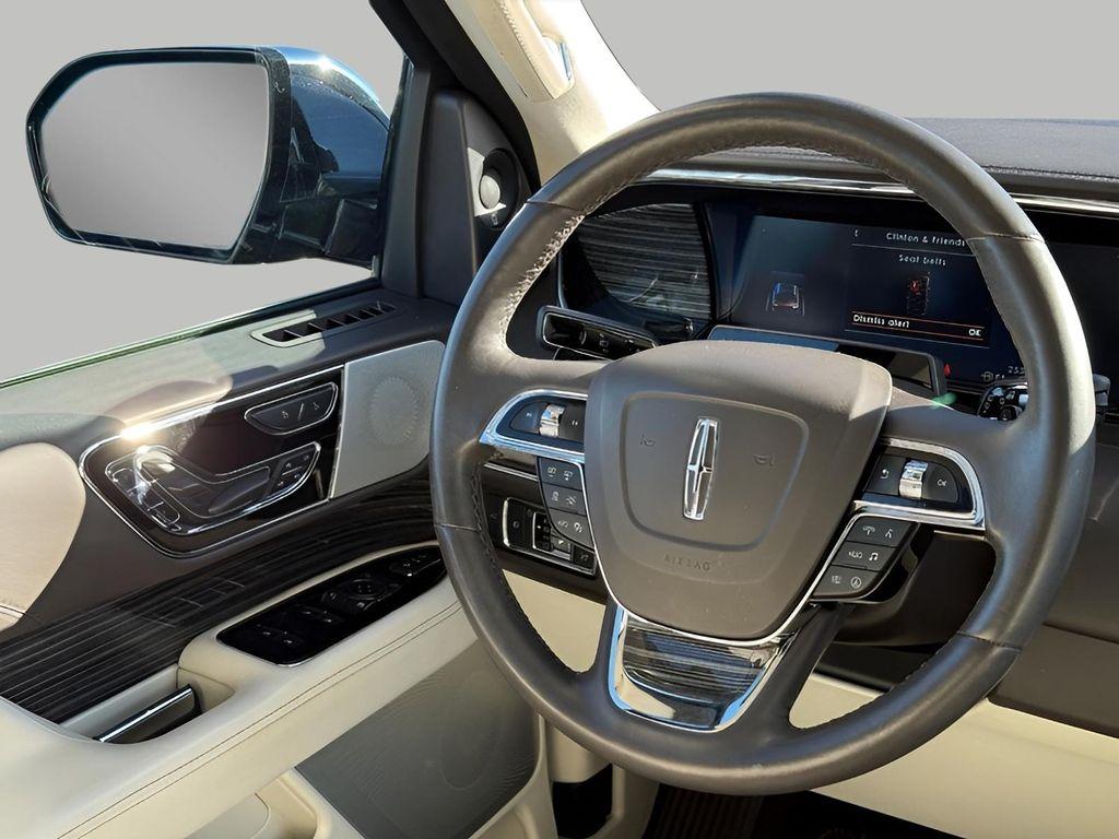 used 2022 Lincoln Navigator car, priced at $58,148