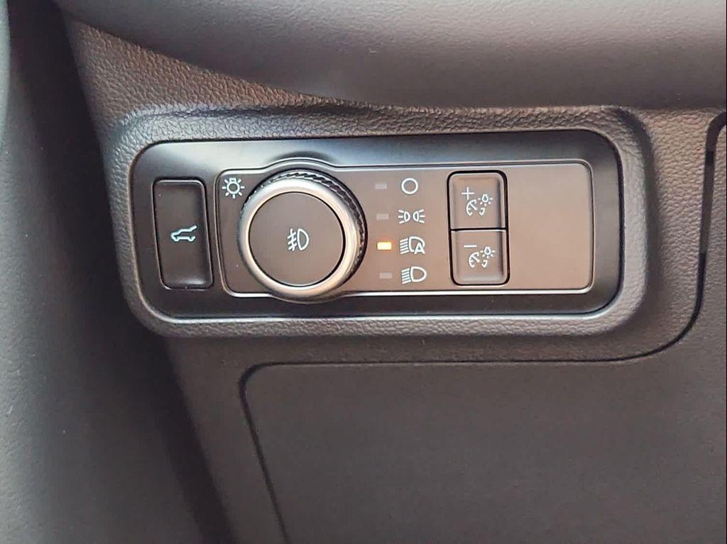 new 2025 Ford Explorer car, priced at $50,715