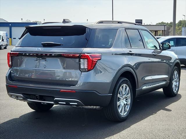 new 2025 Ford Explorer car, priced at $45,904