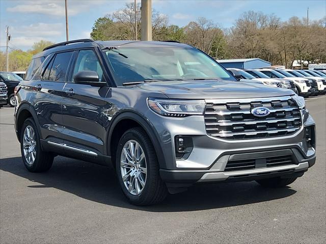 new 2025 Ford Explorer car, priced at $45,904