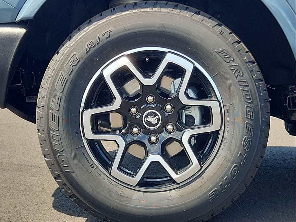 new 2025 Ford Bronco car, priced at $55,365