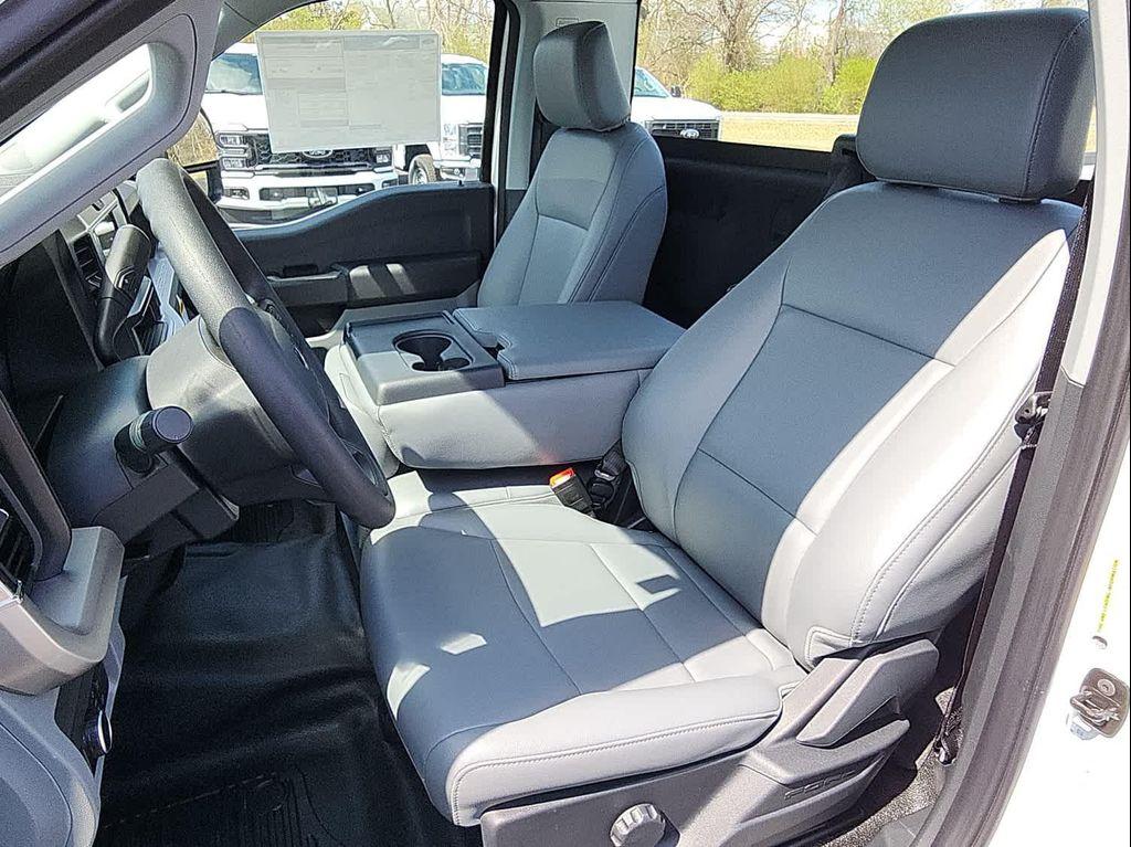 new 2025 Ford F-250 car, priced at $56,450