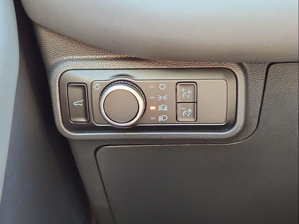 new 2025 Ford Explorer car, priced at $44,540