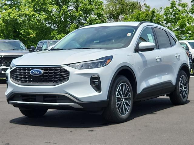 new 2025 Ford Escape PHEV car, priced at $35,548