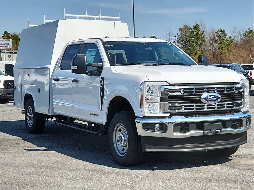 new 2024 Ford F-350 car, priced at $90,885