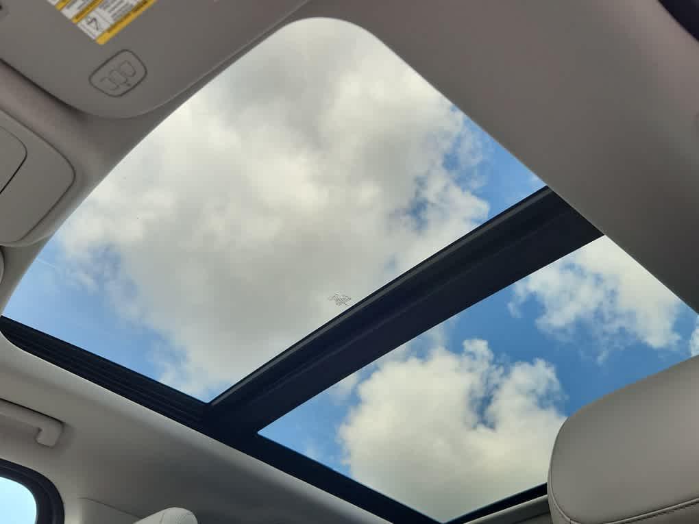 new 2025 Ford Expedition car, priced at $74,675