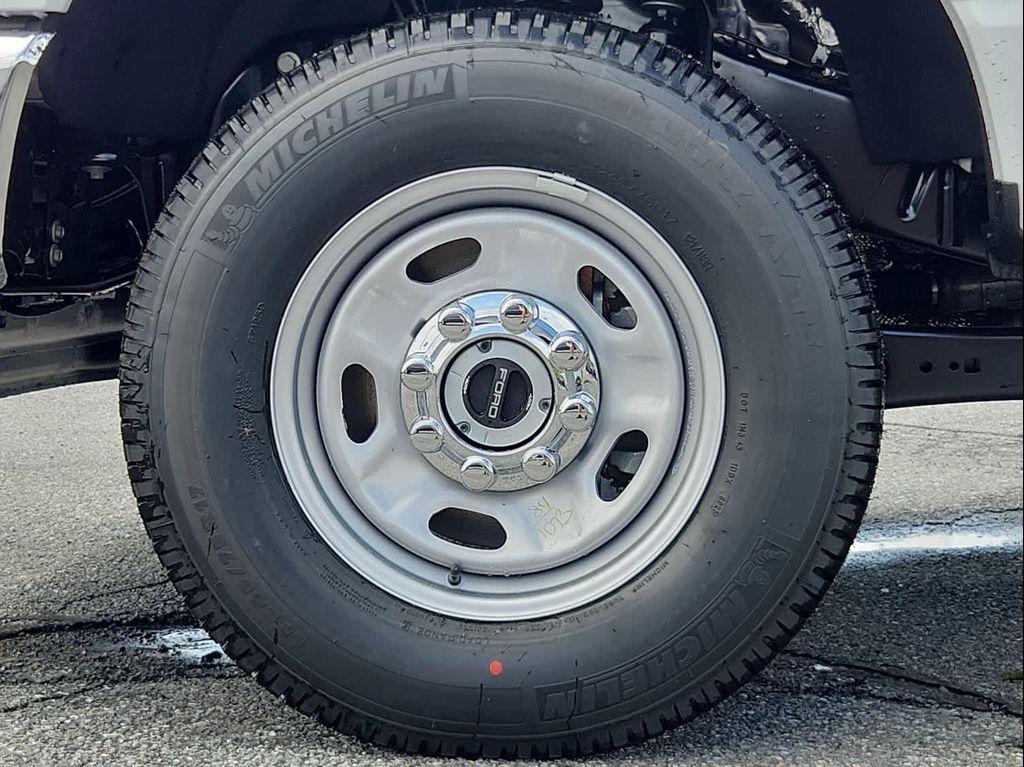 new 2025 Ford F-250 car, priced at $68,775