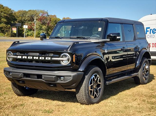 new 2024 Ford Bronco car, priced at $54,755