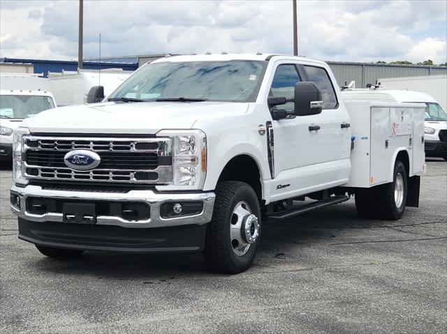 new 2025 Ford F-350 car, priced at $89,975
