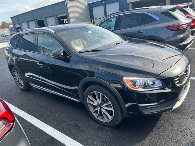 used 2018 Volvo V60 Cross Country car, priced at $19,999