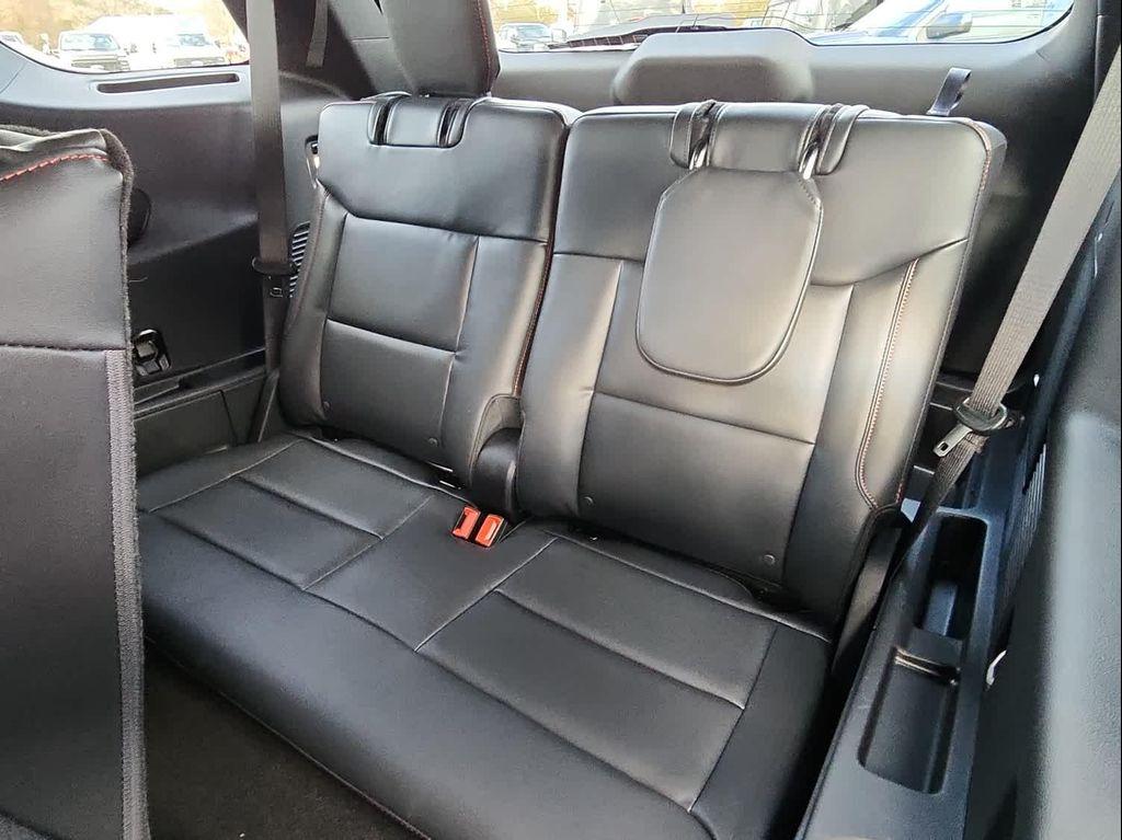 new 2025 Ford Explorer car, priced at $47,985