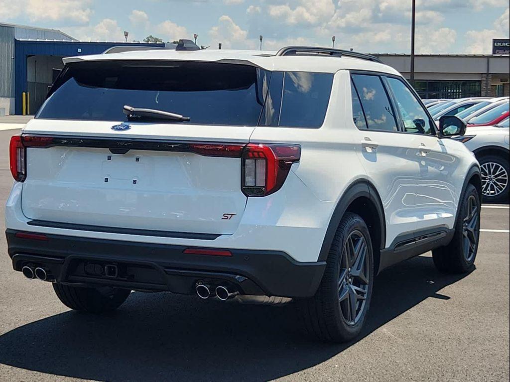 new 2025 Ford Explorer car, priced at $59,860