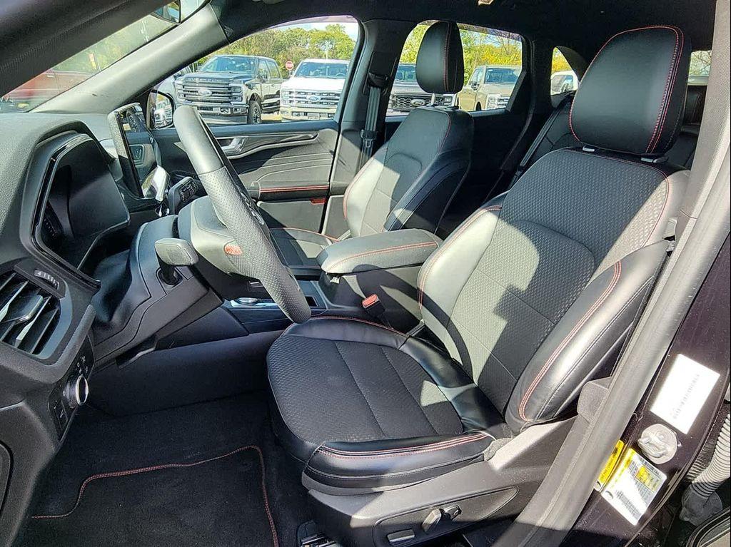 used 2023 Ford Escape car, priced at $25,950