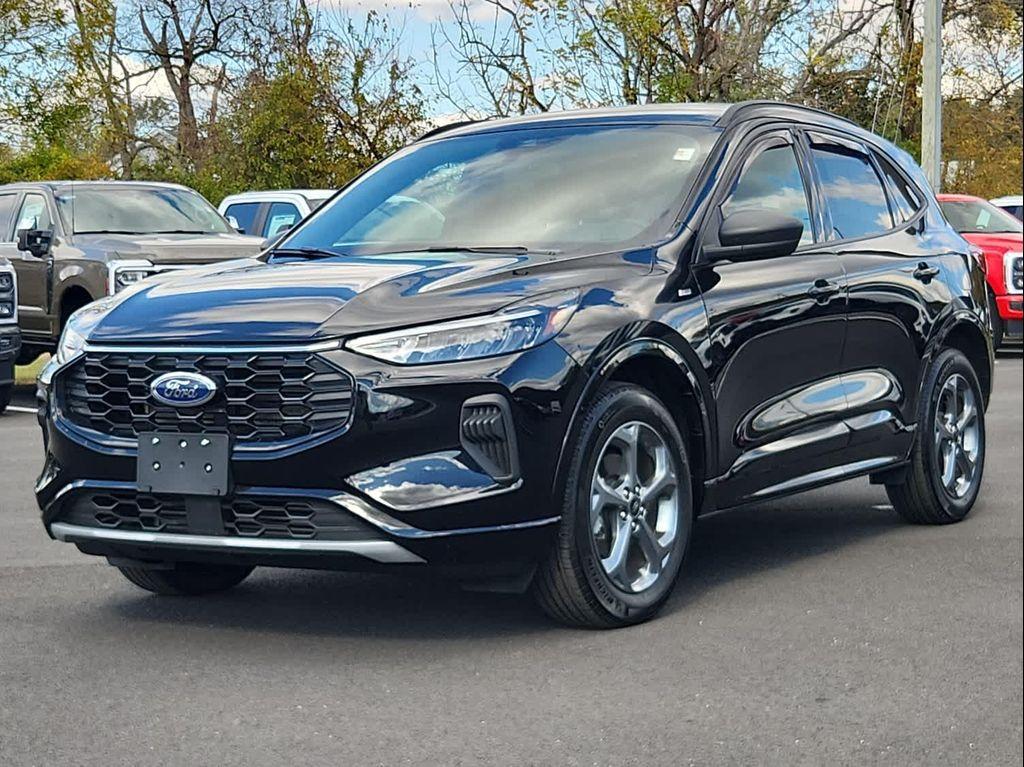 used 2023 Ford Escape car, priced at $25,950