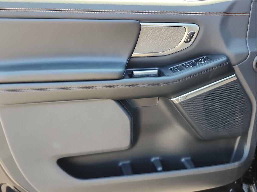 new 2025 Ford Expedition car, priced at $84,785