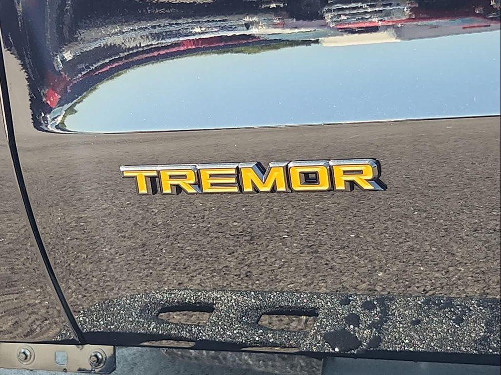 new 2025 Ford Expedition car, priced at $84,785