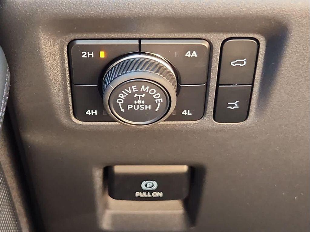 new 2025 Ford Expedition car, priced at $84,785