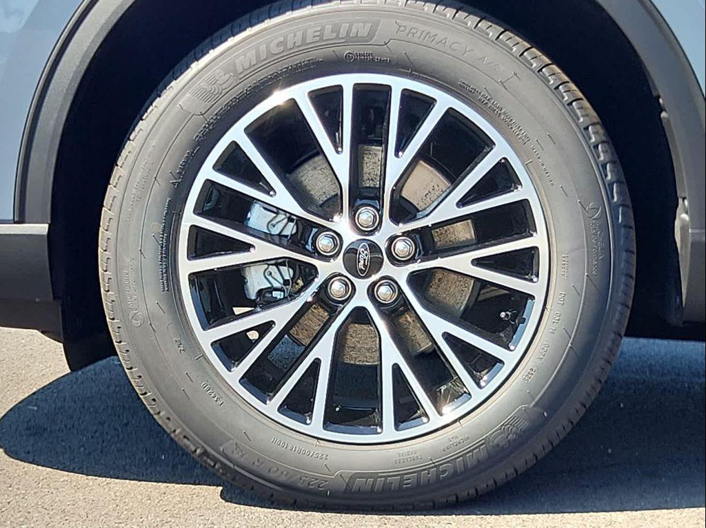 new 2025 Ford Escape PHEV car, priced at $38,895