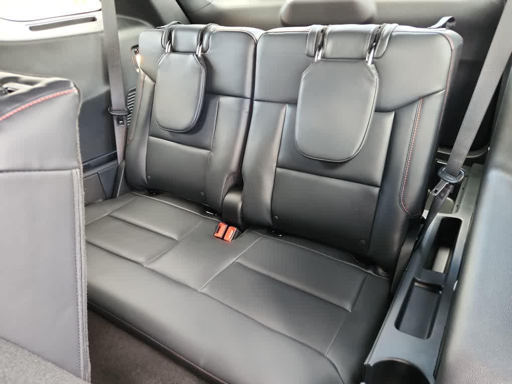 new 2025 Ford Explorer car, priced at $50,220