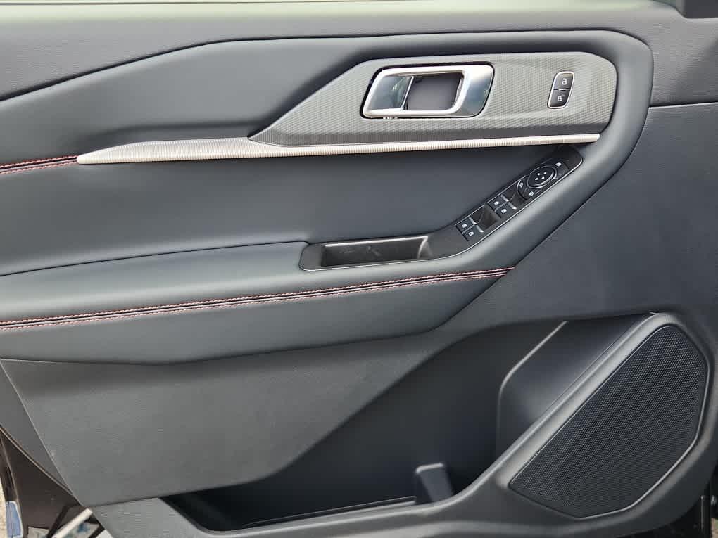 new 2025 Ford Explorer car, priced at $50,220