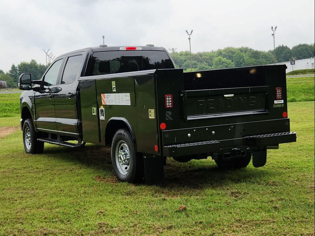 new 2025 Ford F-250 car, priced at $56,400