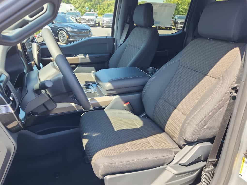 new 2025 Ford F-150 car, priced at $54,140