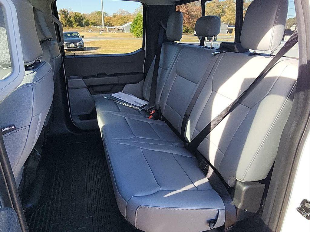 new 2025 Ford F-450 car, priced at $78,140