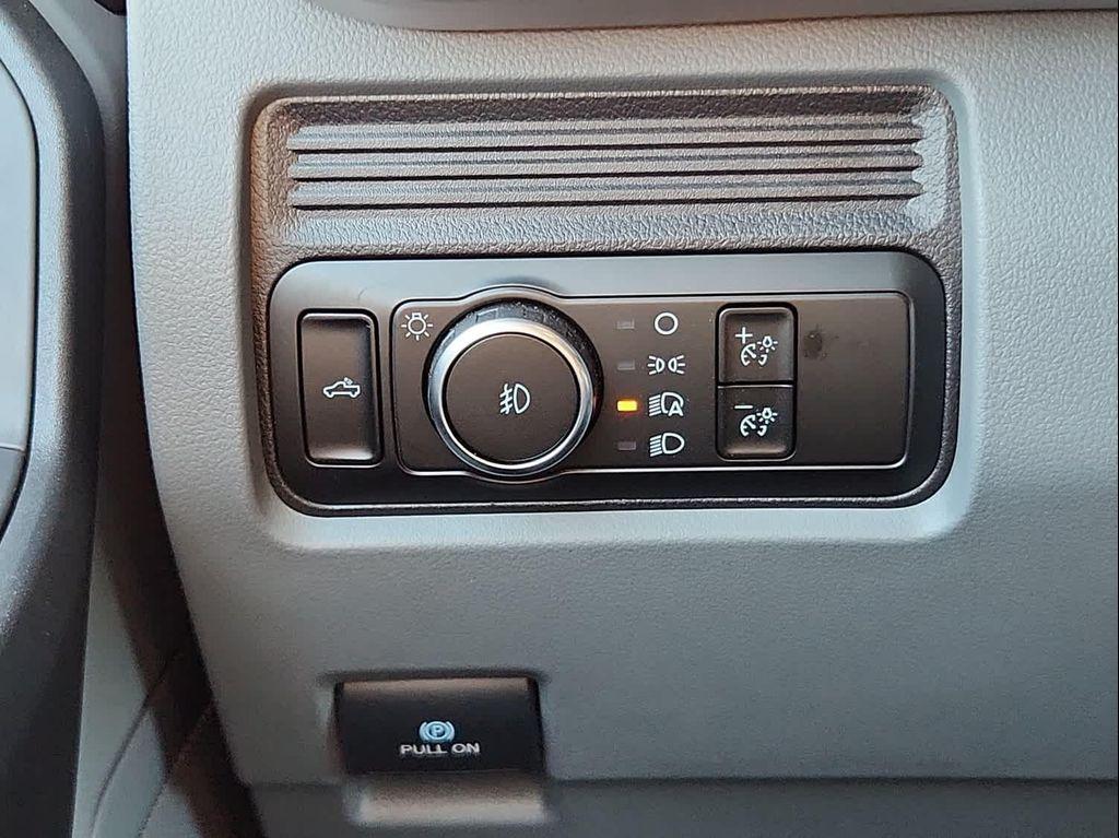 new 2025 Ford F-450 car, priced at $78,140