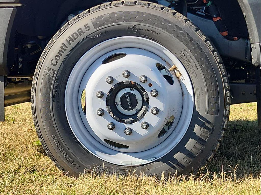 new 2025 Ford F-450 car, priced at $77,455