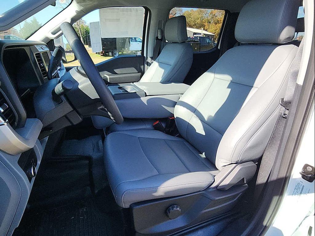 new 2025 Ford F-450 car, priced at $77,455