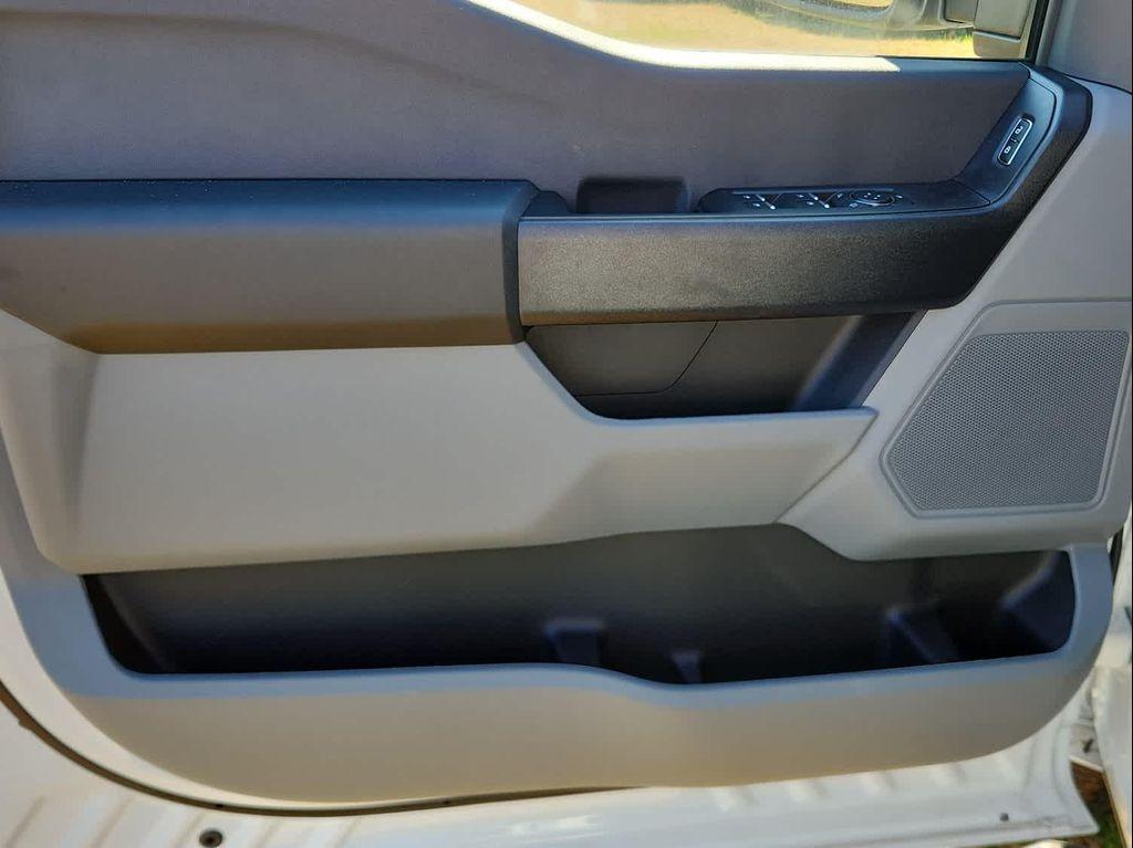 new 2025 Ford F-350 car, priced at $73,525