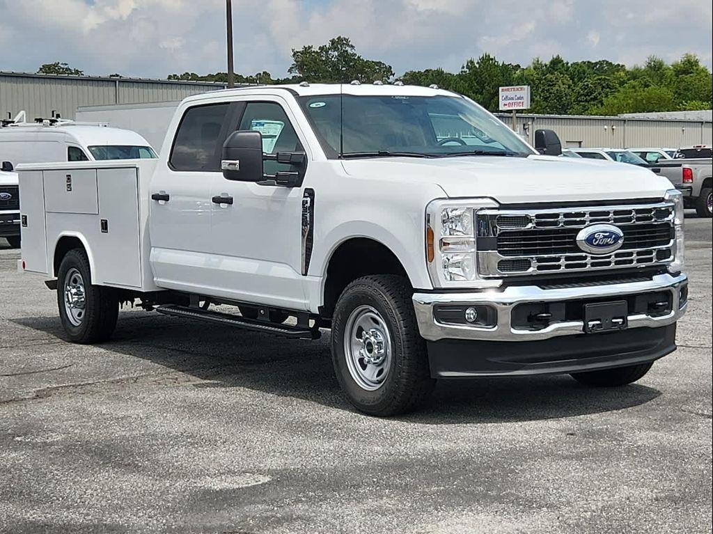 new 2025 Ford F-350 car, priced at $61,170