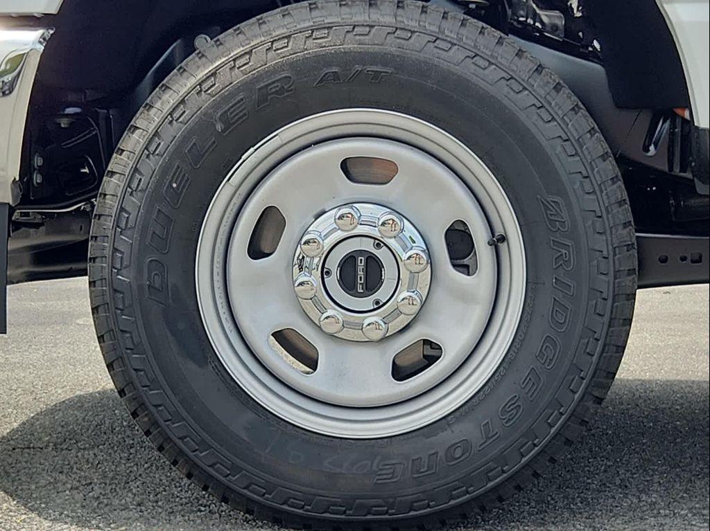 new 2025 Ford F-350 car, priced at $61,170