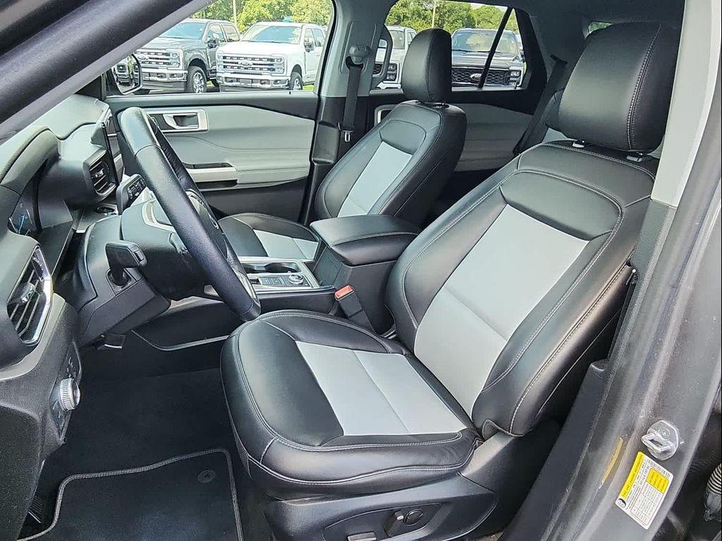 used 2022 Ford Explorer car, priced at $35,774