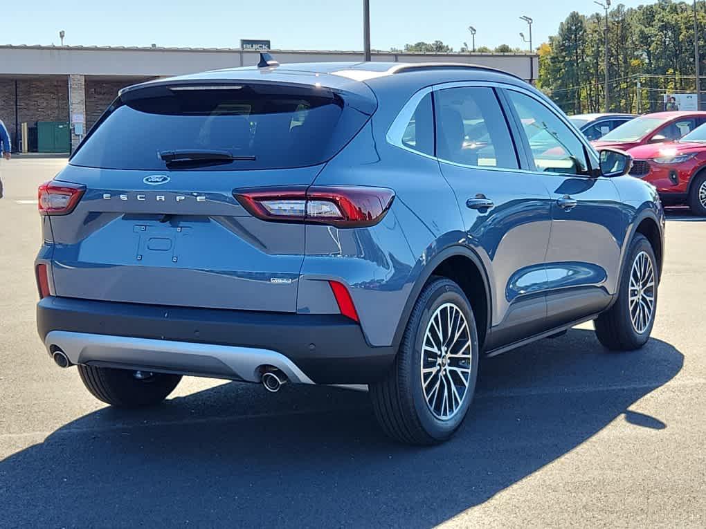 new 2026 Ford Escape PHEV car, priced at $36,870