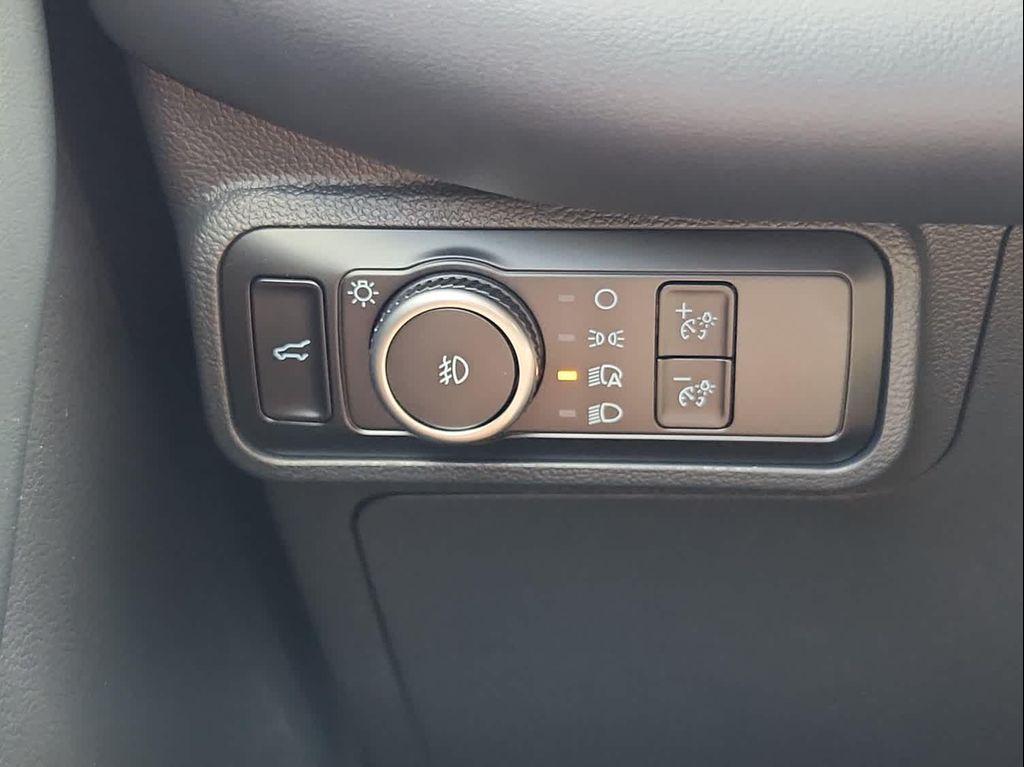 new 2025 Ford Explorer car, priced at $51,015
