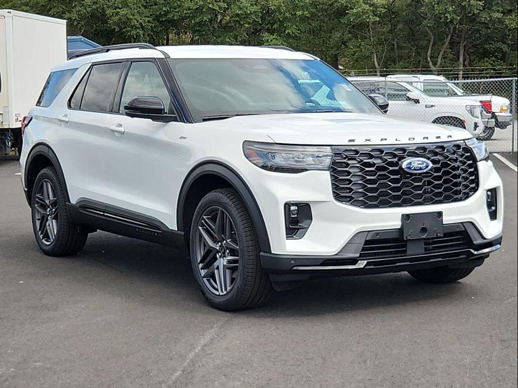 new 2025 Ford Explorer car, priced at $51,015
