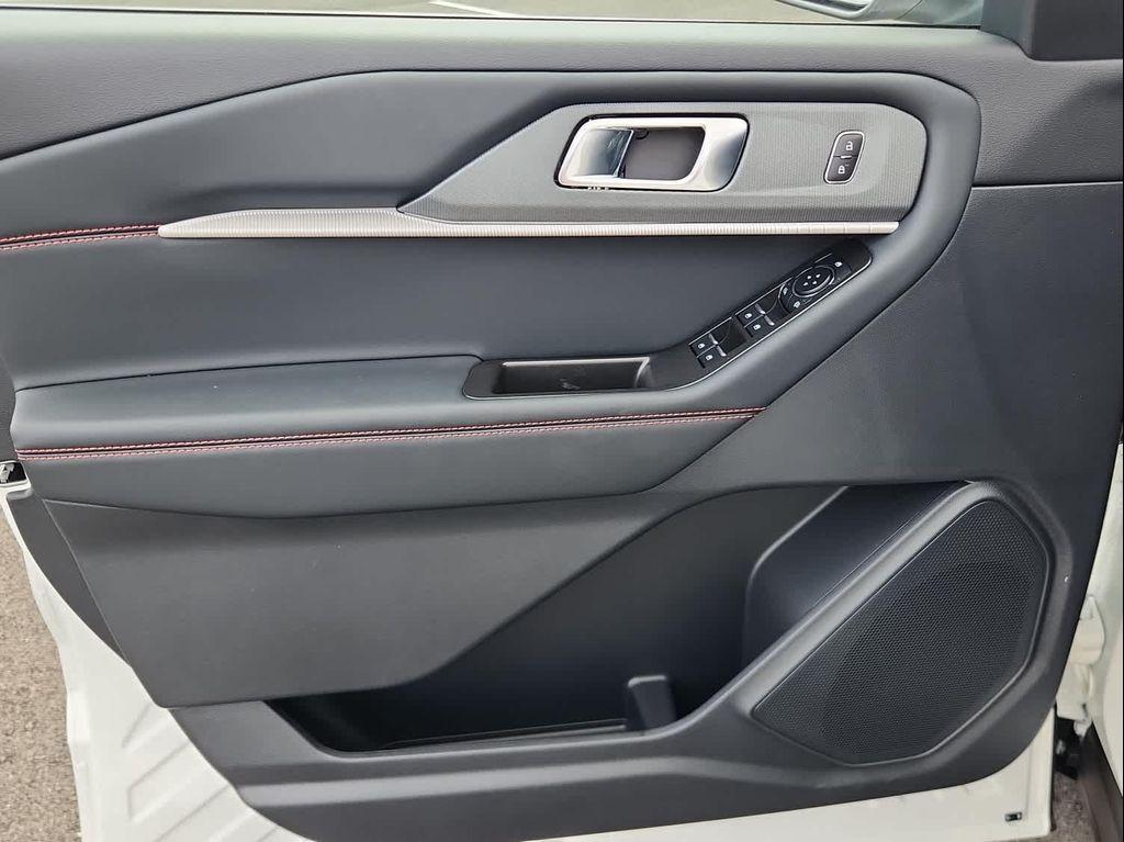 new 2025 Ford Explorer car, priced at $51,015